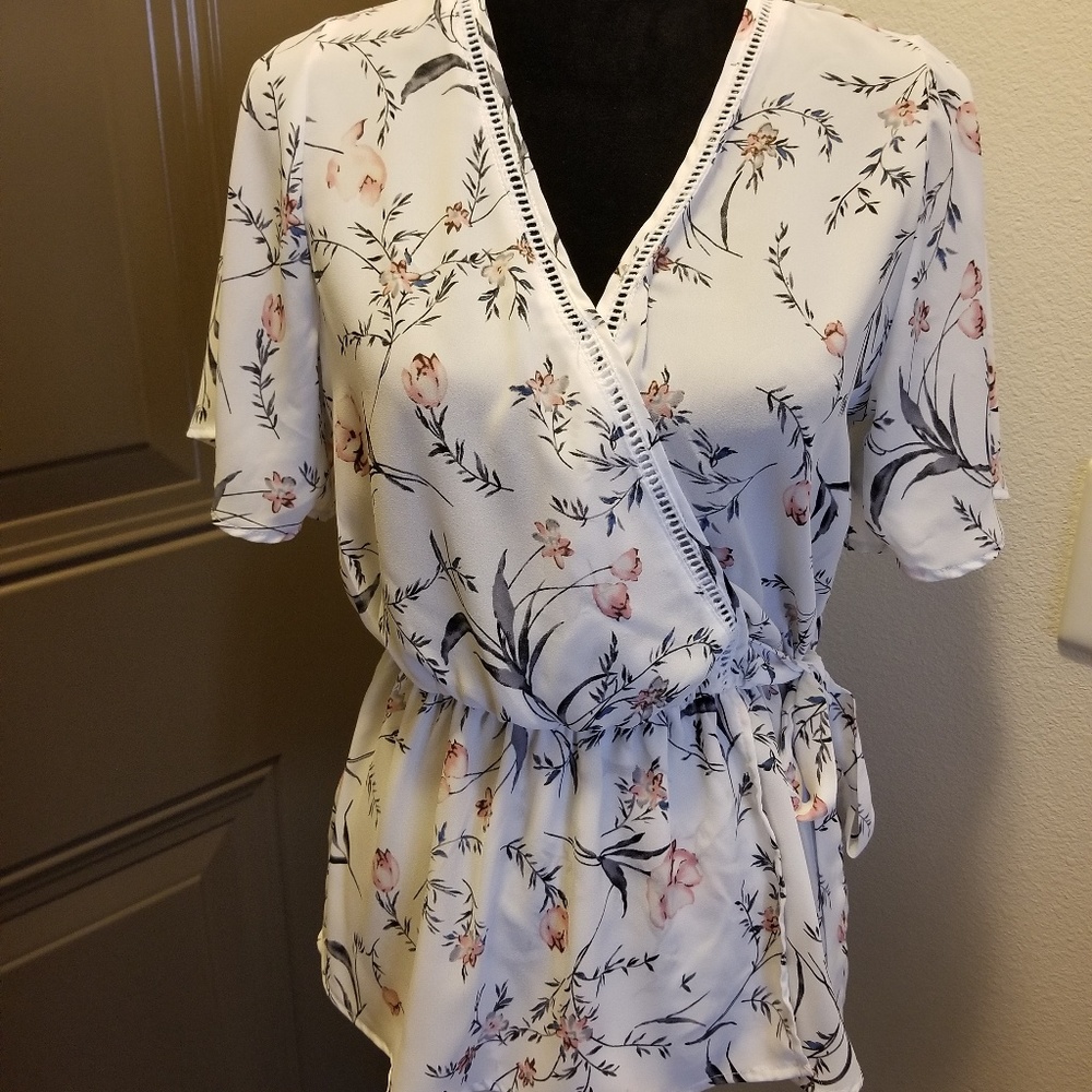Floral peplum blouse